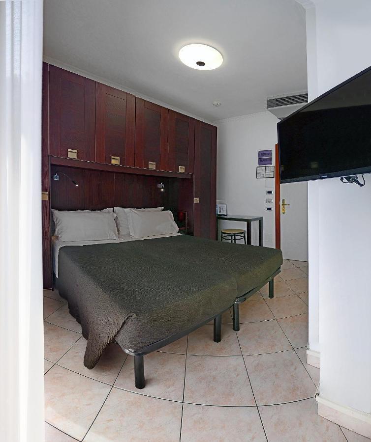 Hotel Venus غابيتّشي ماري المظهر الخارجي الصورة